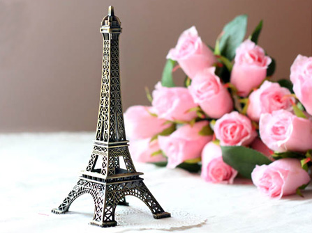 法国巴黎埃菲尔铁塔模型金属摆件